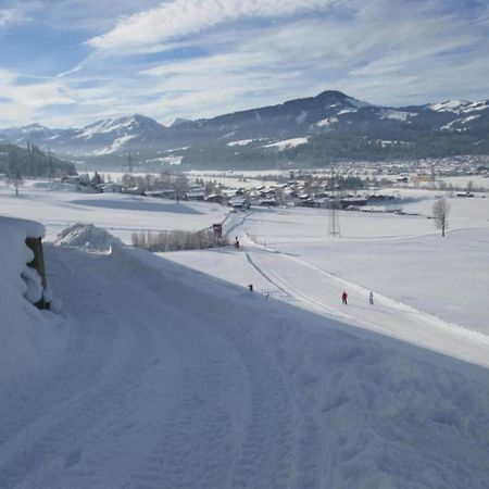 Spacious Holiday Flat Close To The Ski Area Uderns Buitenkant foto